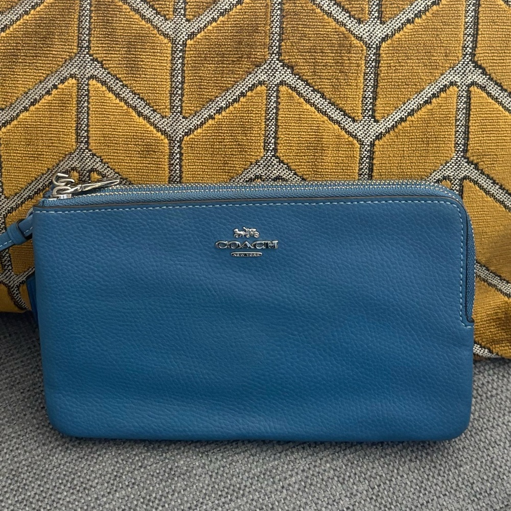 Coach Teal Leather Double Zip Wristlet